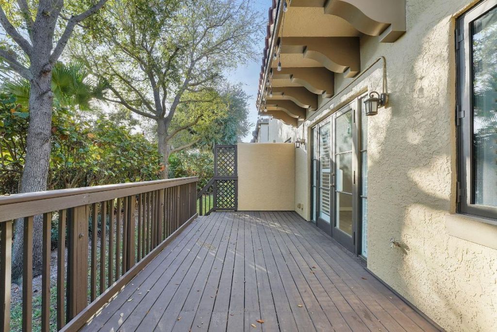 615 Via Villagio, Hypoluxo, FL 33462 Photo