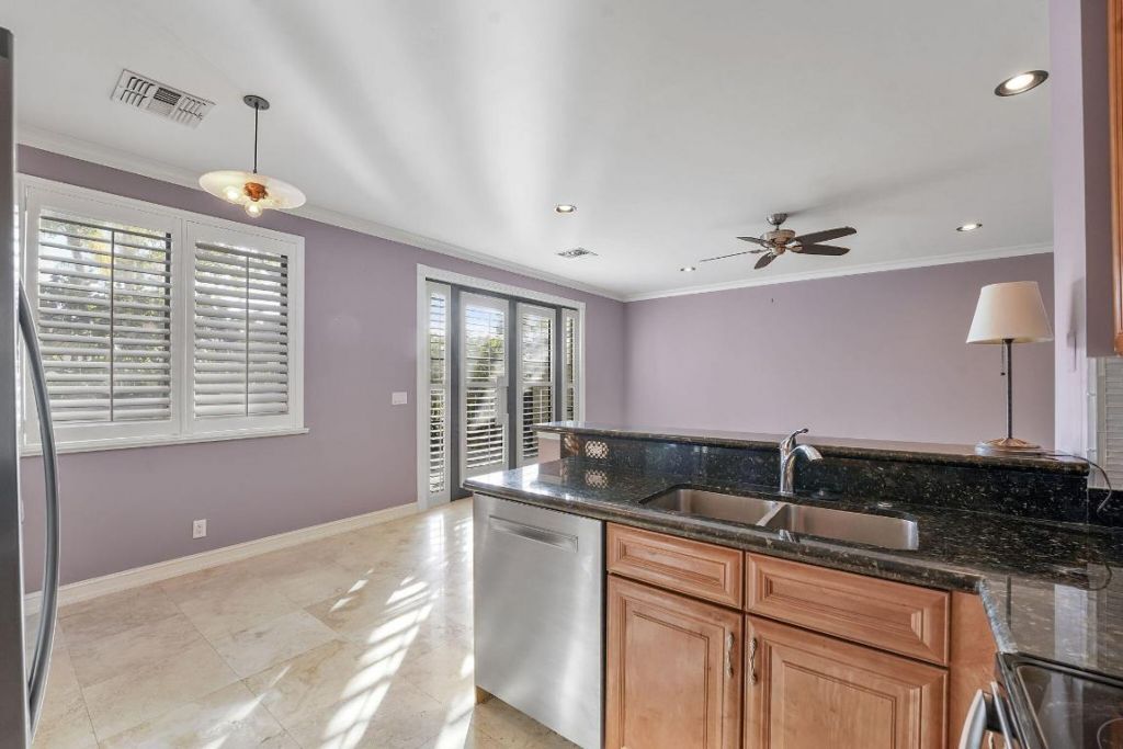 615 Via Villagio, Hypoluxo, FL 33462 Photo