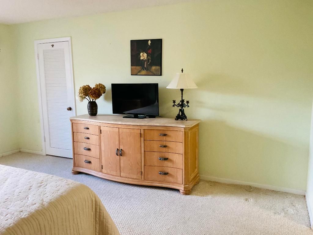 7979 Eastlake Drive, Unit F, Boca Raton, FL 33433 Photo