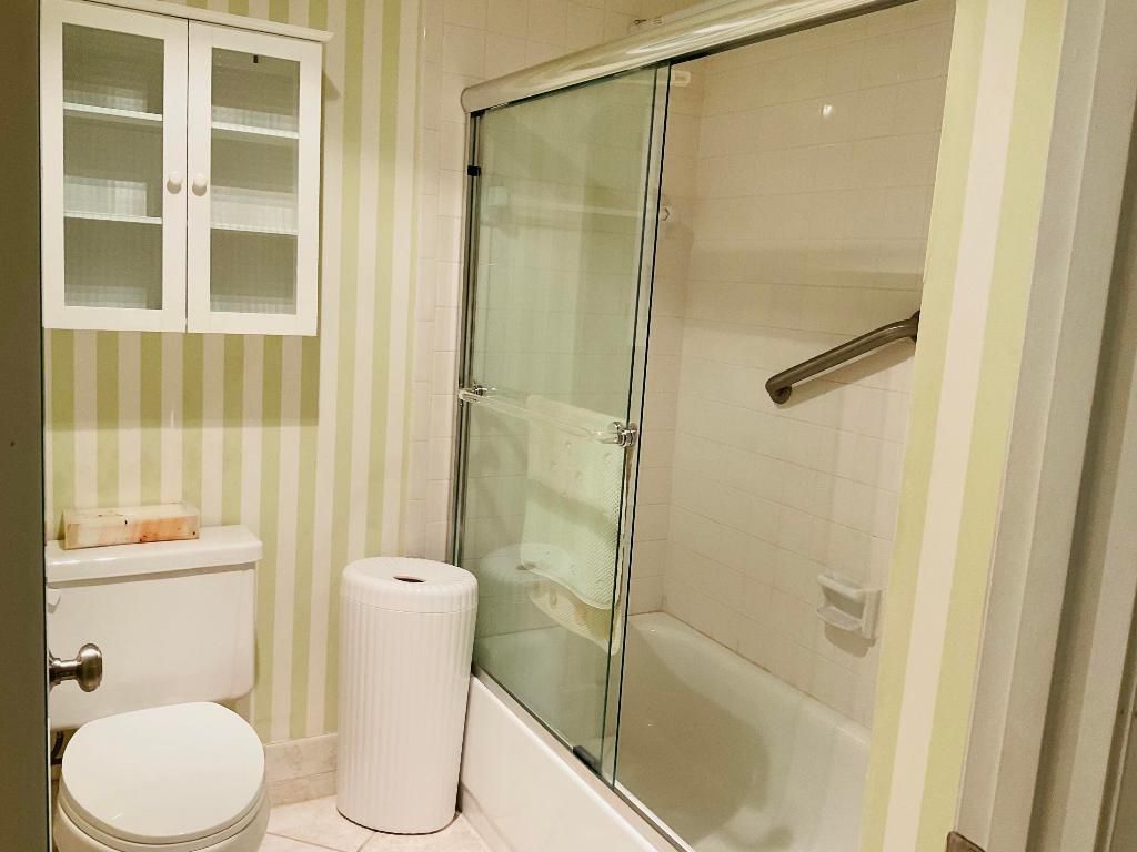 7979 Eastlake Drive, Unit F, Boca Raton, FL 33433 Photo