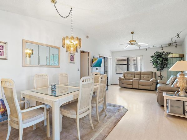7633 Tahiti Lane, Unit 204, Lake Worth, FL 33467
