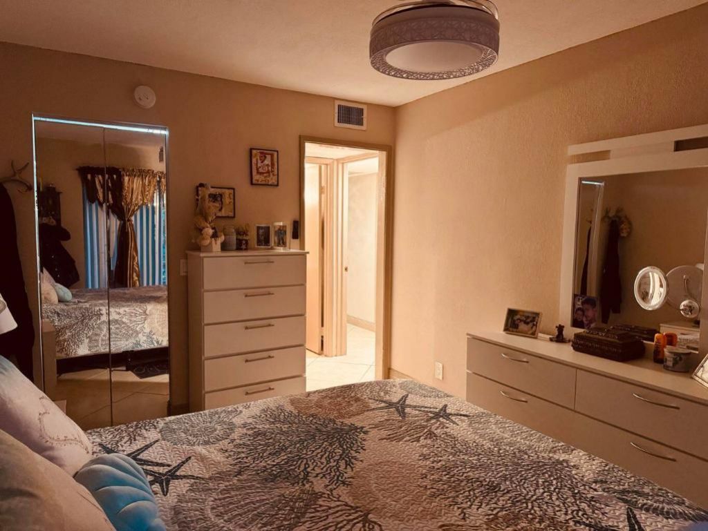 3100 Springdale Boulevard, Unit 310, Palm Springs, FL 33461 Photo
