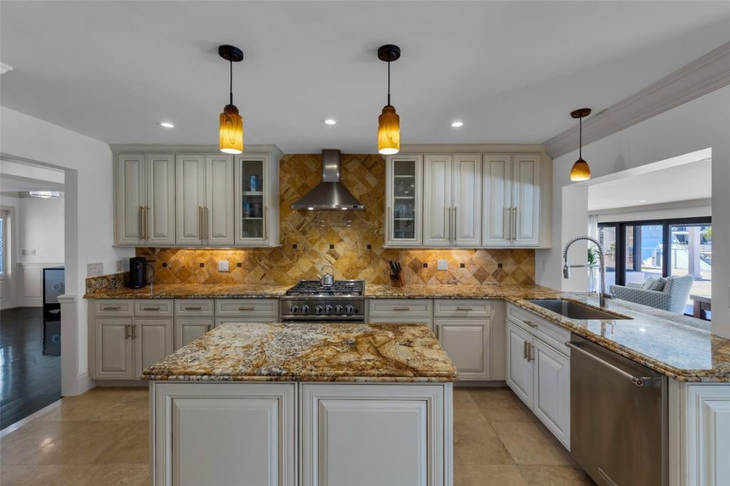 633 4th Key Drive, Fort Lauderdale, FL 33304 Photo