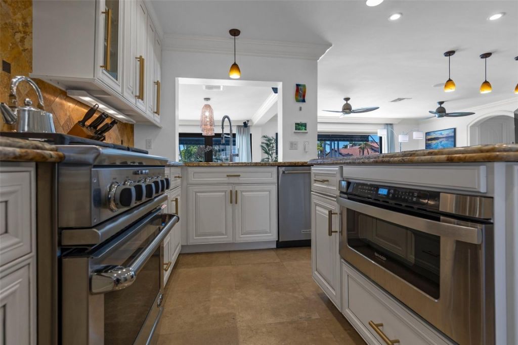 633 4th Key Drive, Fort Lauderdale, FL 33304 Photo