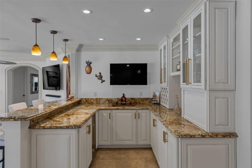 633 4th Key Drive, Fort Lauderdale, FL 33304 Photo