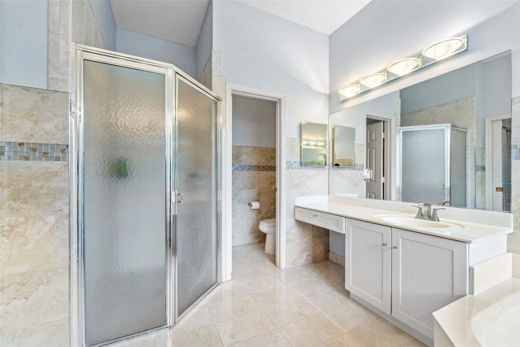 3852 Oak Ridge Circle, Weston, FL 33331 Photo