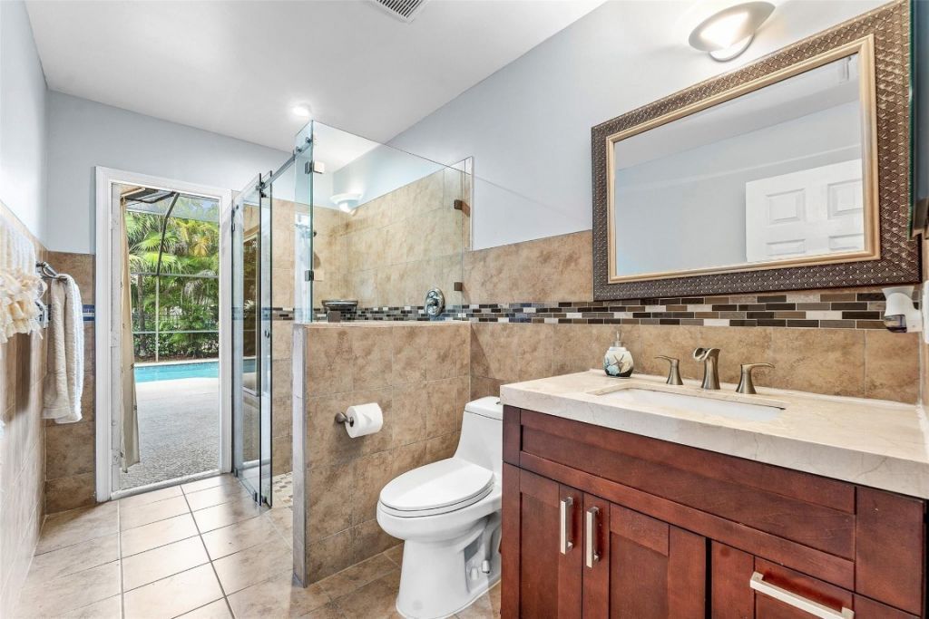 3852 Oak Ridge Circle, Weston, FL 33331 Photo