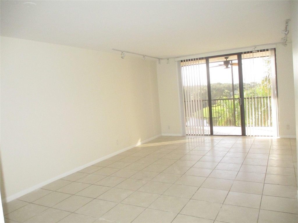 3000 NW 42nd Avenue Nw, Unit B410, Coconut Creek, FL 33066 Photo