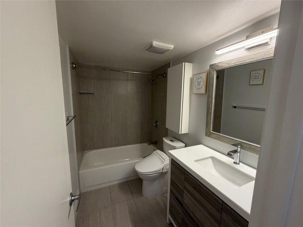 1101 River Reach Drive, Unit 205, Fort Lauderdale, FL 33315 Photo