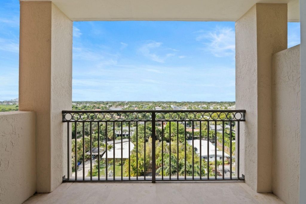 2011 N Ocean Boulevard, Unit 902, Fort Lauderdale, FL 33305 Photo