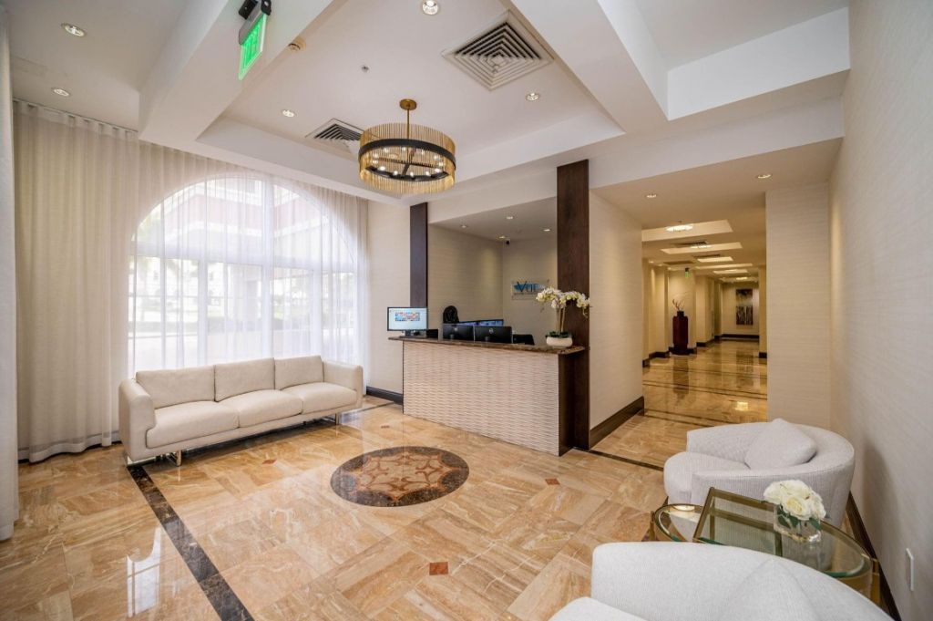 2011 N Ocean Boulevard, Unit 902, Fort Lauderdale, FL 33305 Photo