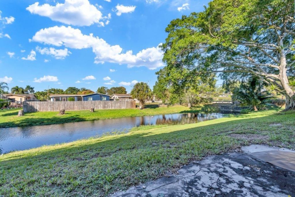 461 NW 76th Avenue, Unit 106, Margate, FL 33063 Photo