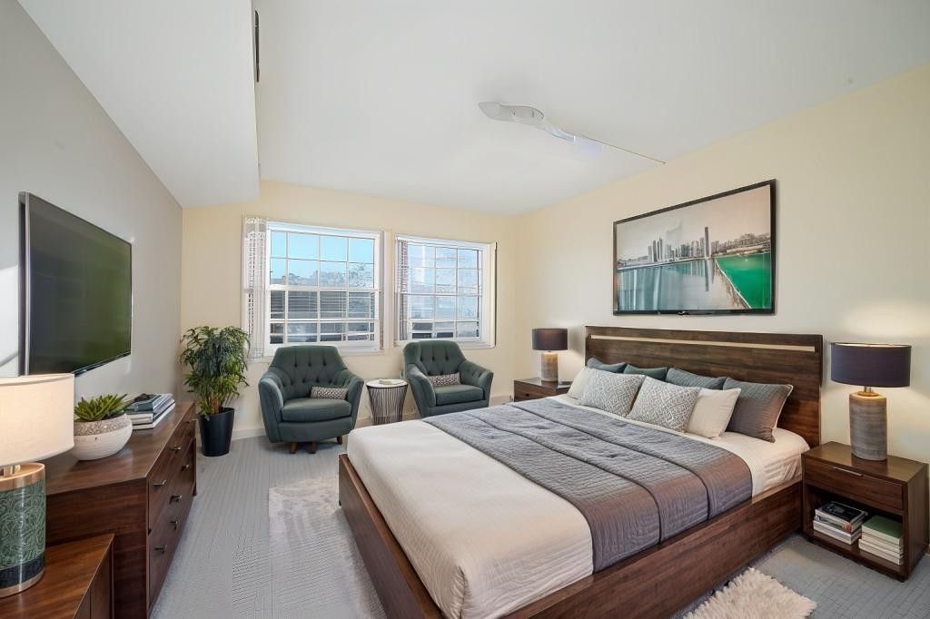 3900 Oaks Clubhouse Drive, Unit 310, Pompano Beach, FL 33069 Photo