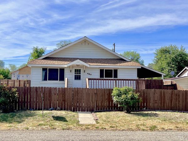 427 W 6th Ave, Jerome, ID 83338
