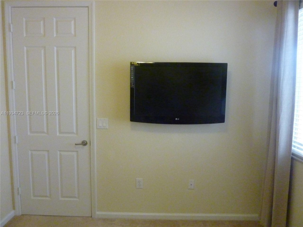 3500 Oaks Clubhouse Dr, Unit 308, Pompano Beach, FL 33069 Photo