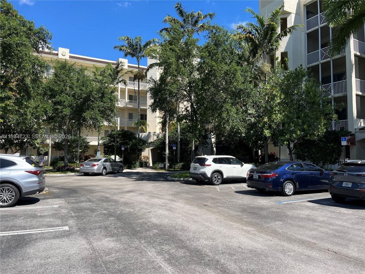 3500 Oaks Clubhouse Dr, Unit 308, Pompano Beach, FL 33069 Photo