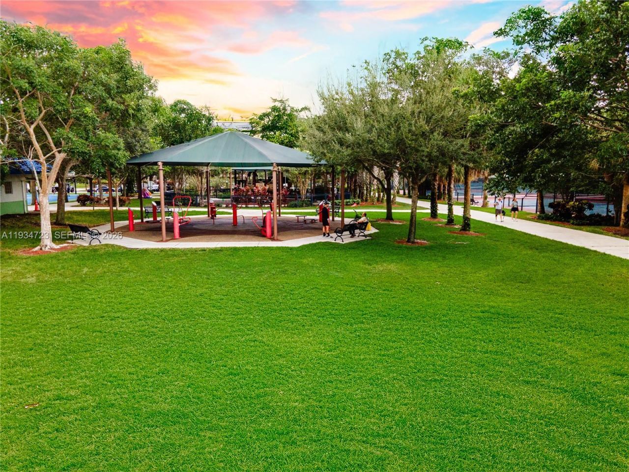 3500 Oaks Clubhouse Dr, Unit 308, Pompano Beach, FL 33069 Photo