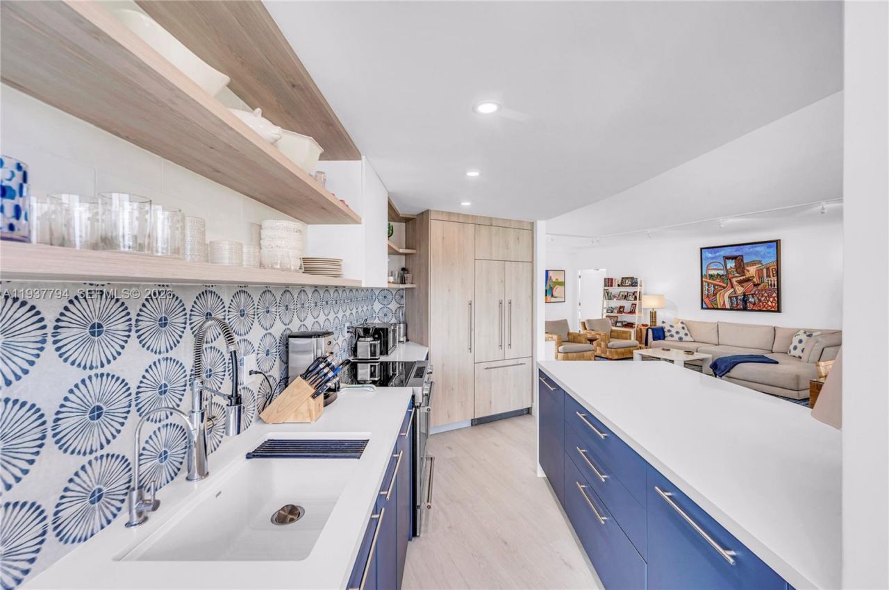 720 NE 69th St, Unit 12W, Miami, FL 33138 Photo