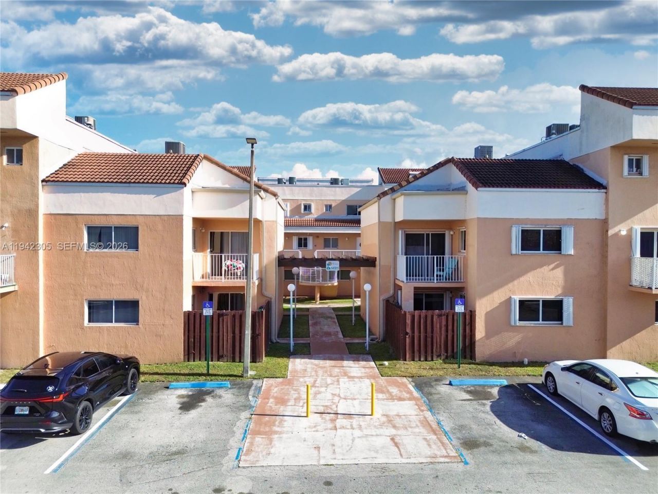 14911 SW 80th St, Unit 221, Miami, FL 33193 Photo