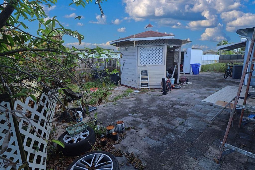 8571 NW 10th St, Pembroke Pines, FL 33024 Photo