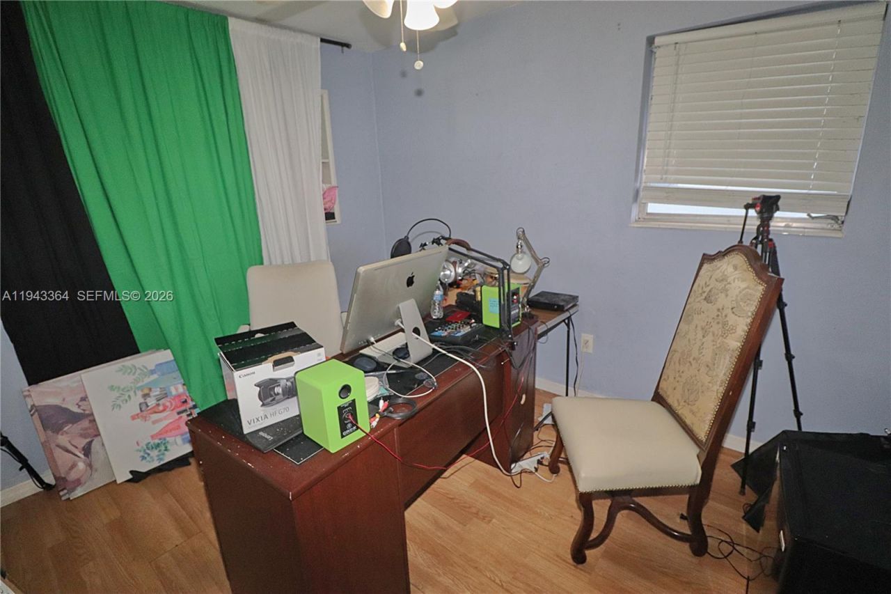 8571 NW 10th St, Pembroke Pines, FL 33024 Photo