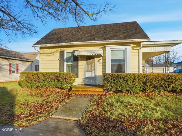 322 Midland Avenue, Findlay, OH 45840