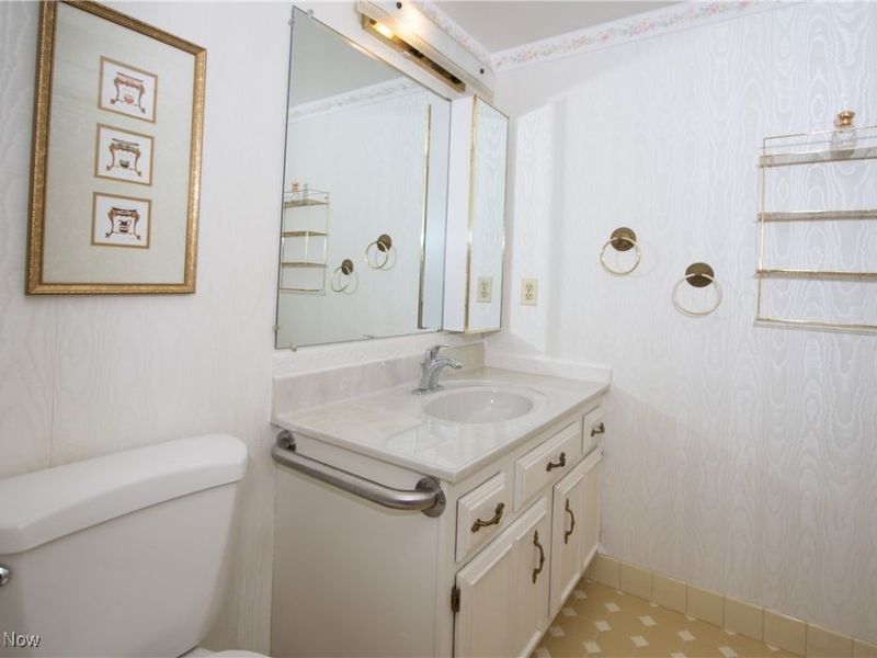 12550 Lake Avenue, Unit 810, Lakewood, OH 44107 Photo 10