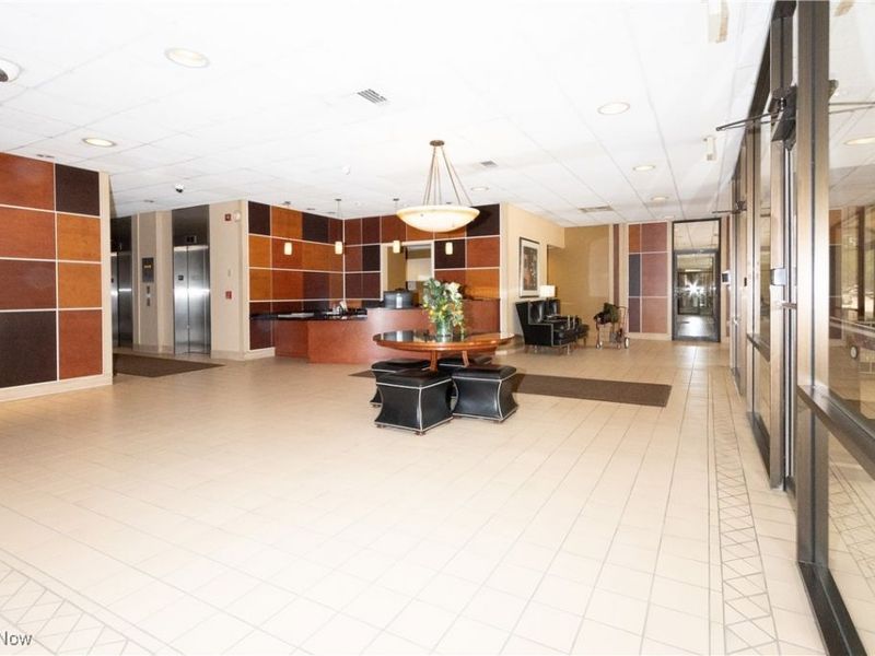 12550 Lake Avenue, Unit 810, Lakewood, OH 44107 Photo 16
