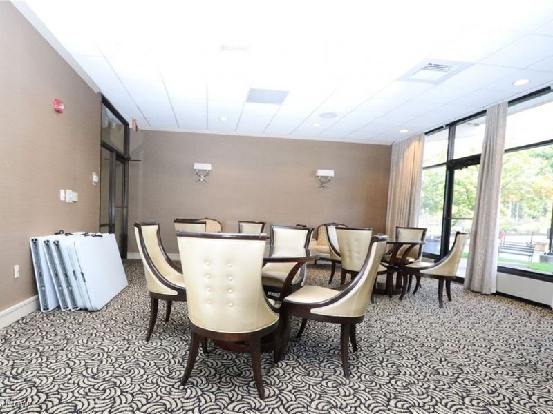12550 Lake Avenue, Unit 810, Lakewood, OH 44107 Photo 21