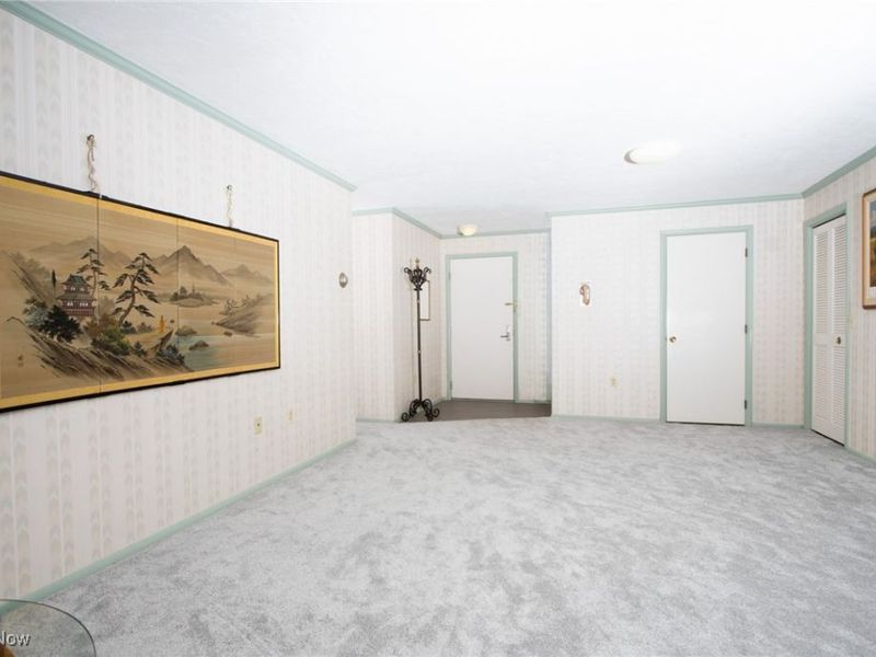12550 Lake Avenue, Unit 810, Lakewood, OH 44107 Photo 4