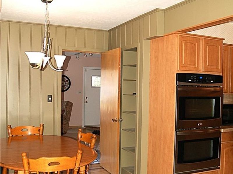 6626 Hawthorne Drive, Brecksville, OH 44141 Photo 12