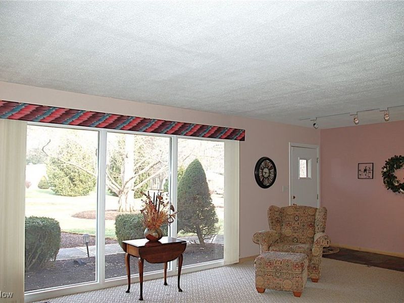 6626 Hawthorne Drive, Brecksville, OH 44141 Photo 4