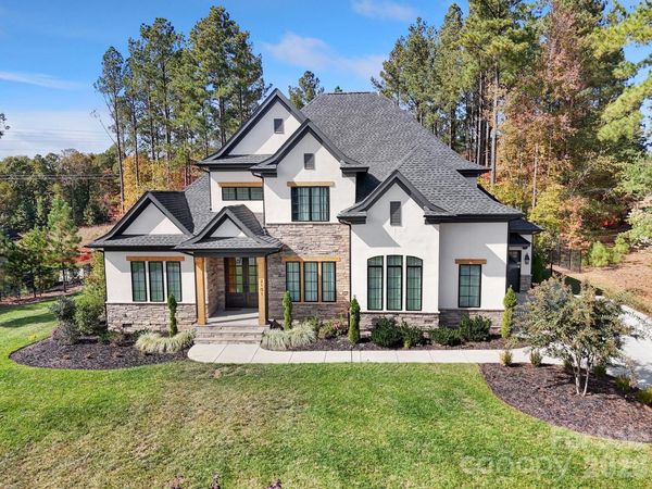 2101 Wood Clough Court, Belmont, NC 28012