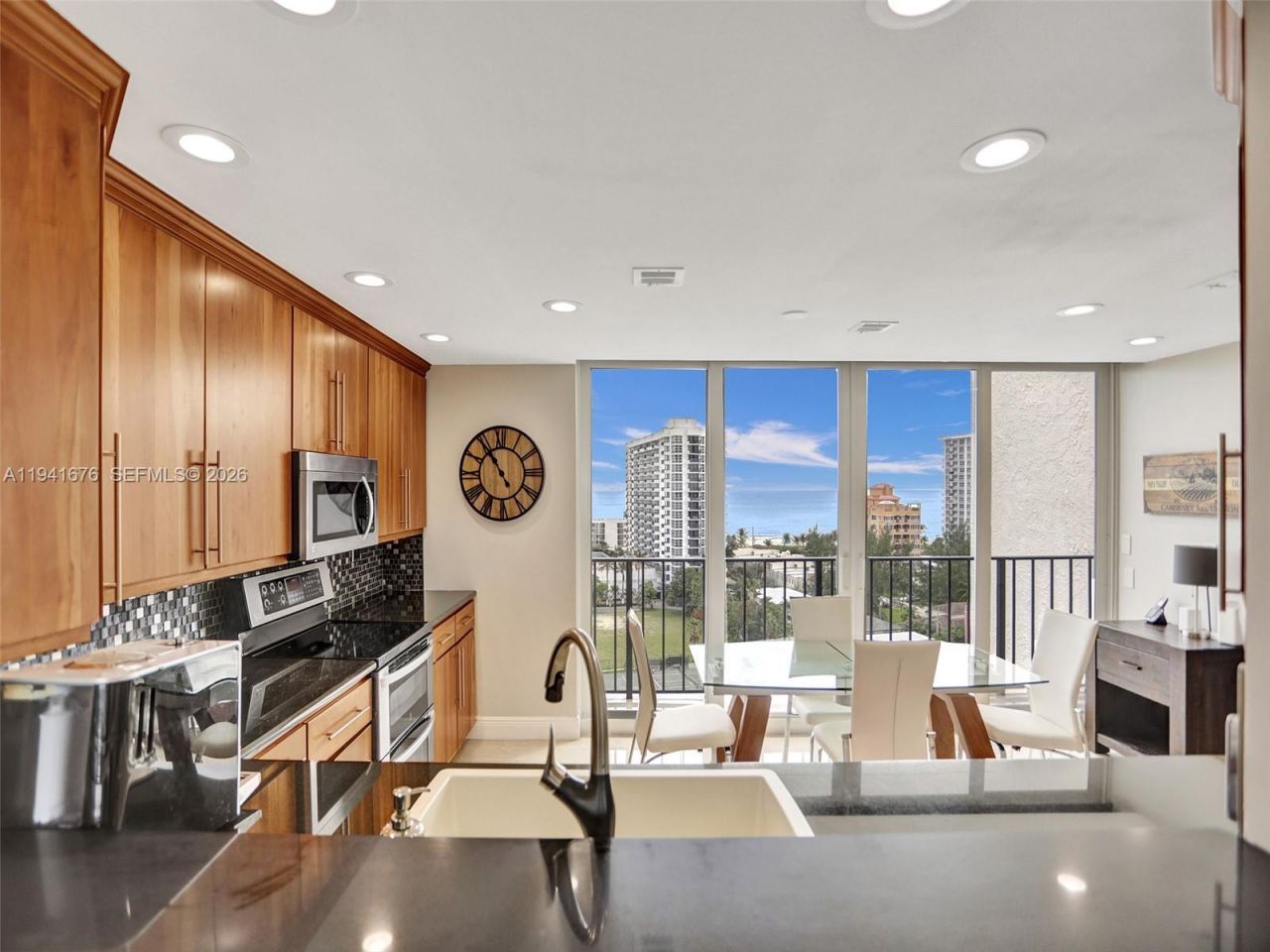 521 N Riverside Dr, Unit 1209, Pompano Beach, FL 33062 Photo