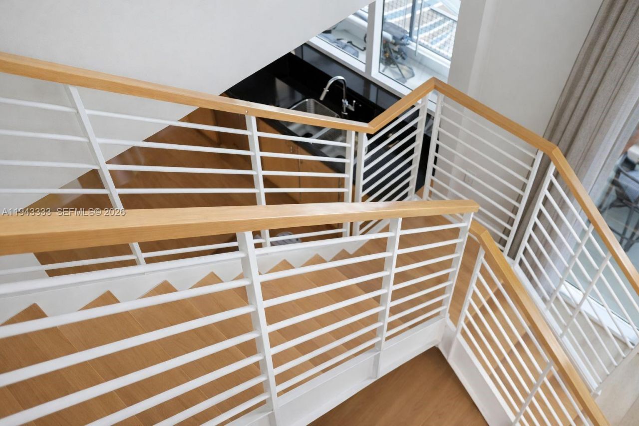 60 SW 13th St, Unit 4201, Miami, FL 33130 Photo