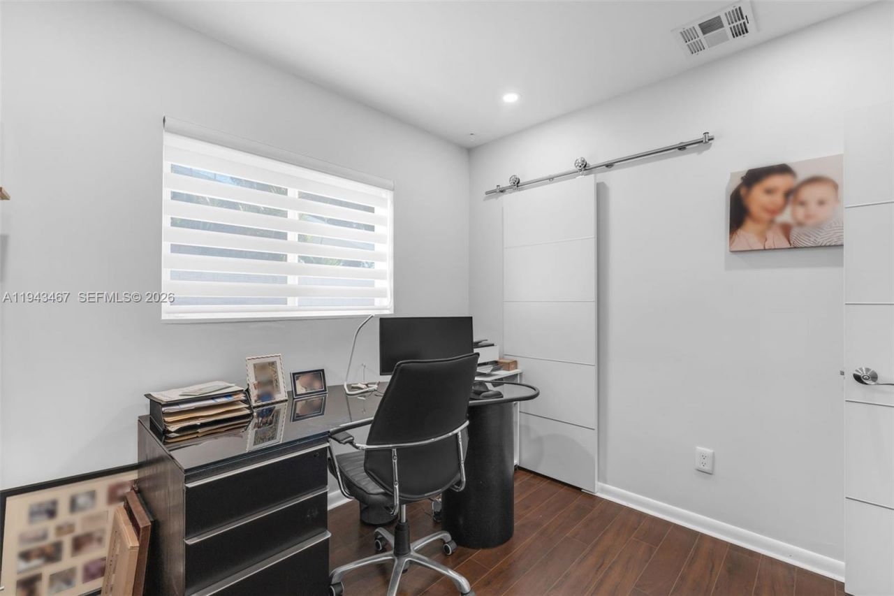 10535 SW 161st Ter, Miami, FL 33157 Photo