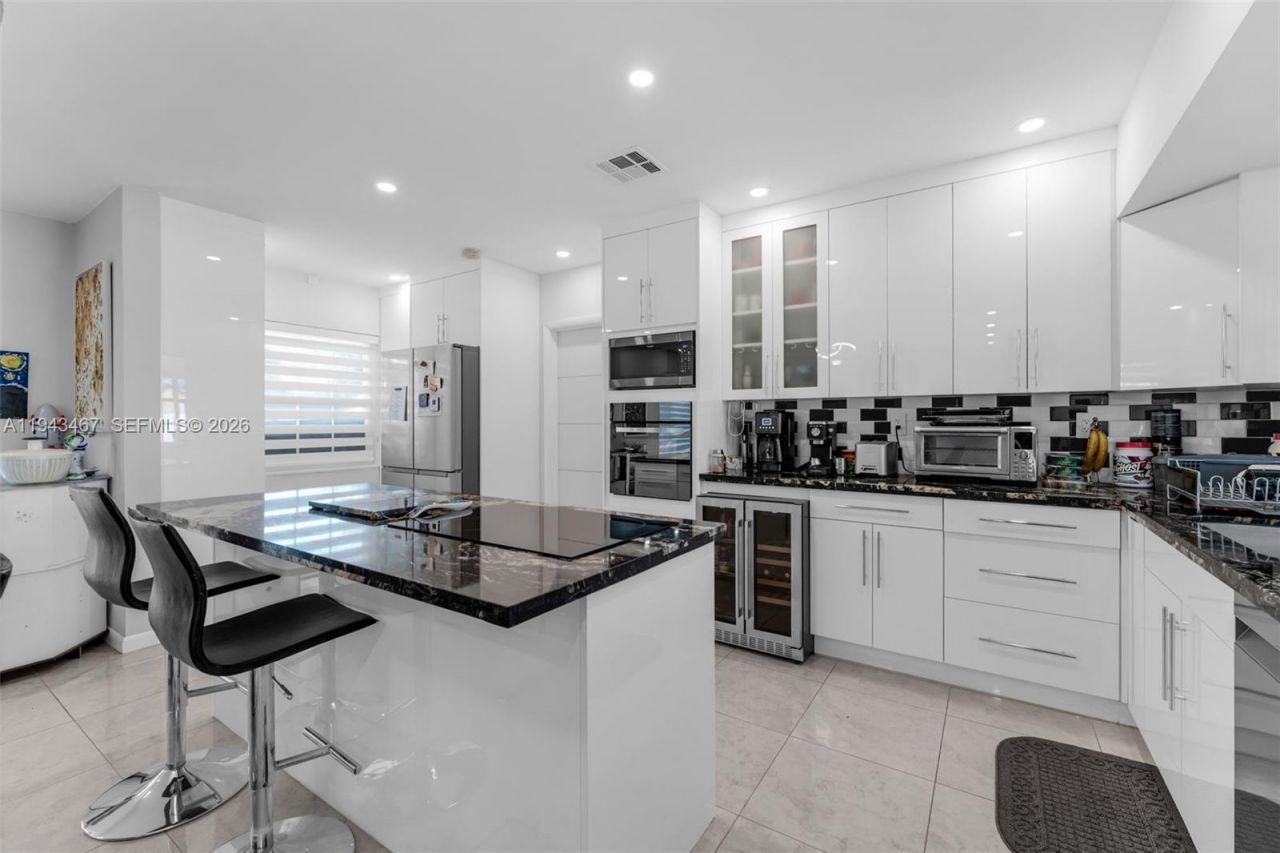 10535 SW 161st Ter, Miami, FL 33157 Photo