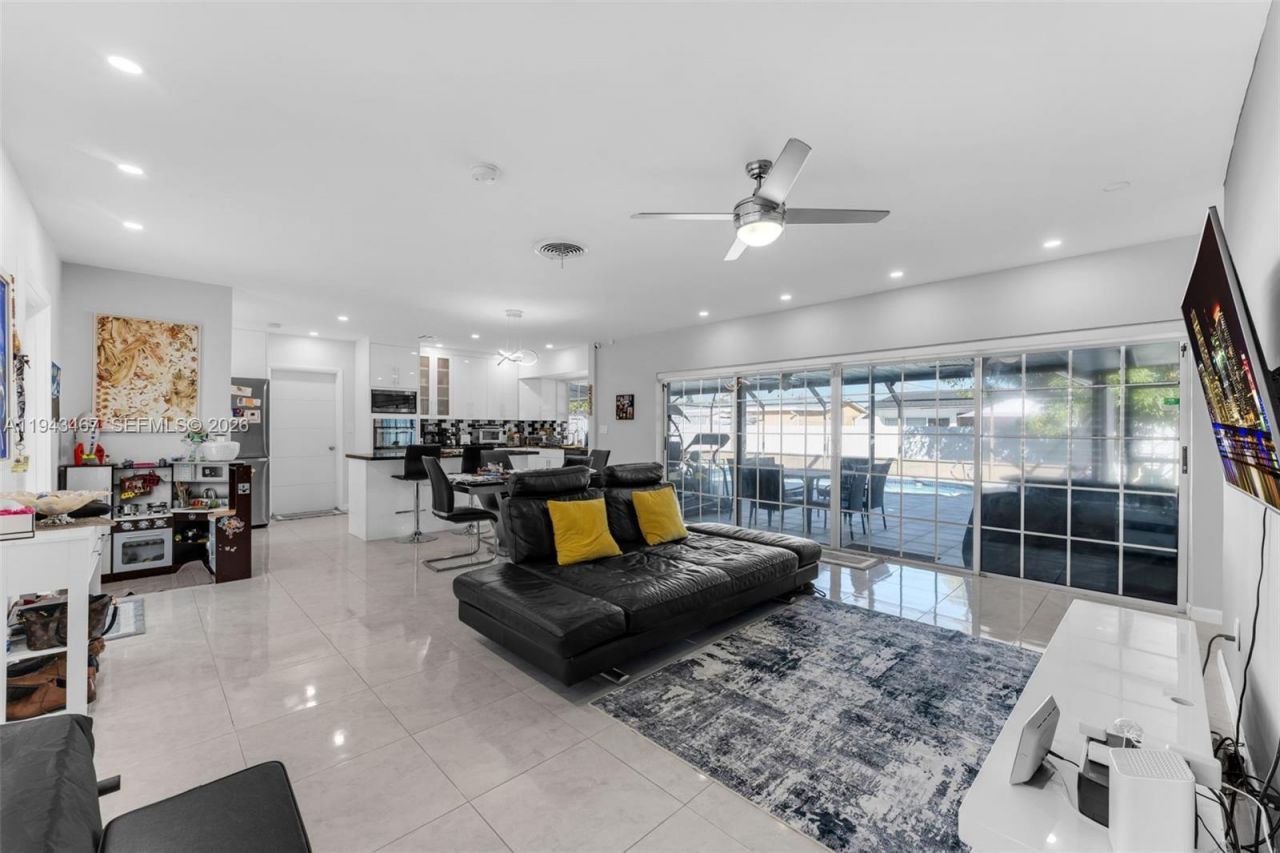 10535 SW 161st Ter, Miami, FL 33157 Photo