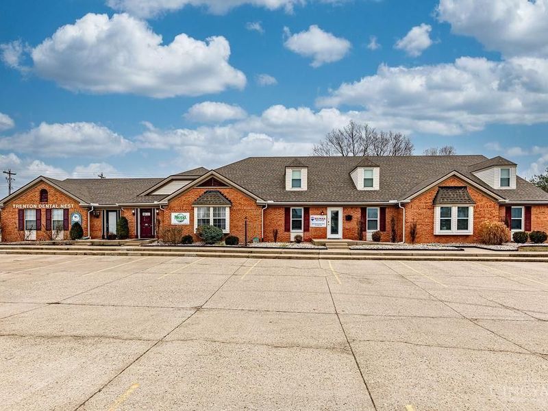 304 Edgewood Drive, Trenton, OH 45067 Photo 1