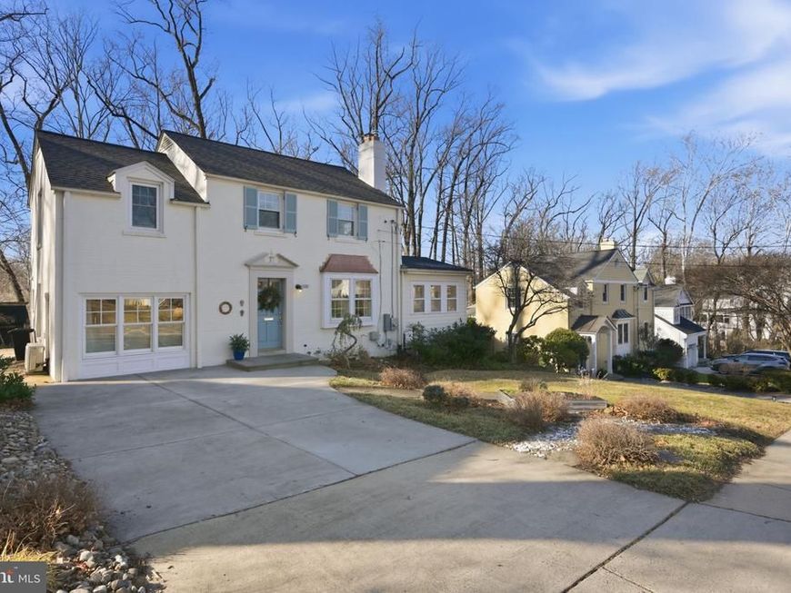 9634 Parkwood Drive, Bethesda, MD 20814 Main Photo