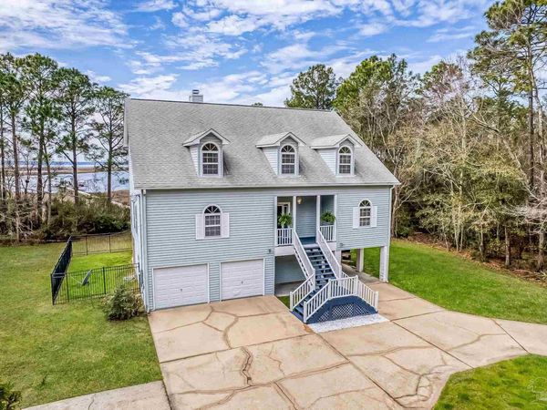 2857 N 1st Ave, Milton, FL 32583