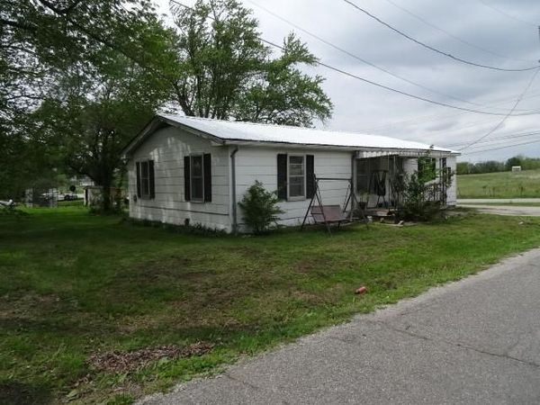 510 N West Street, Butler, MO 64730
