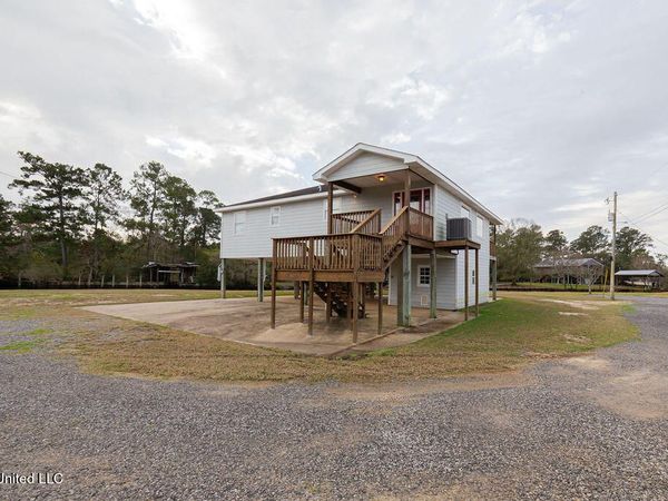 16033 Dennies Drive, Pearlington, MS 39572