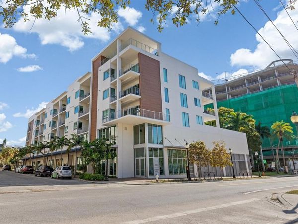 332 COCOANUT AVENUE, Unit 411, SARASOTA, FL 34236