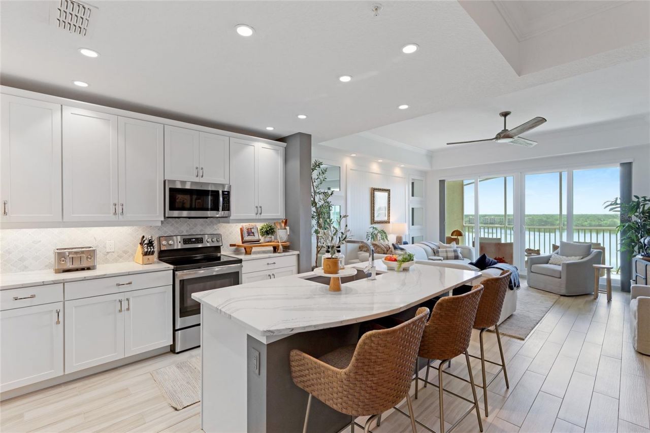 10520 Boardwalk Loop, Unit 704, Lakewood Ranch, FL 34202 Photo