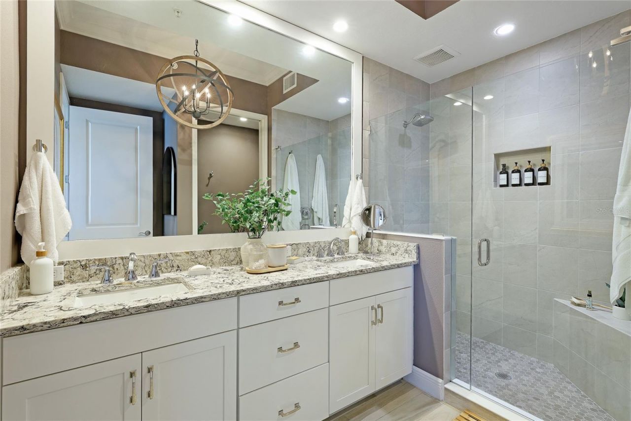 10520 Boardwalk Loop, Unit 704, Lakewood Ranch, FL 34202 Photo