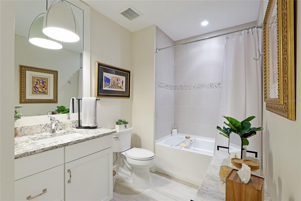 10520 Boardwalk Loop, Unit 704, Lakewood Ranch, FL 34202 Photo