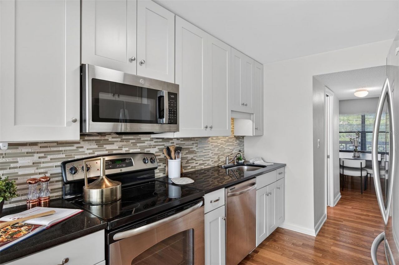 5080 Locust Street Ne, Unit 328, Saint Petersburg, FL 33703 Photo