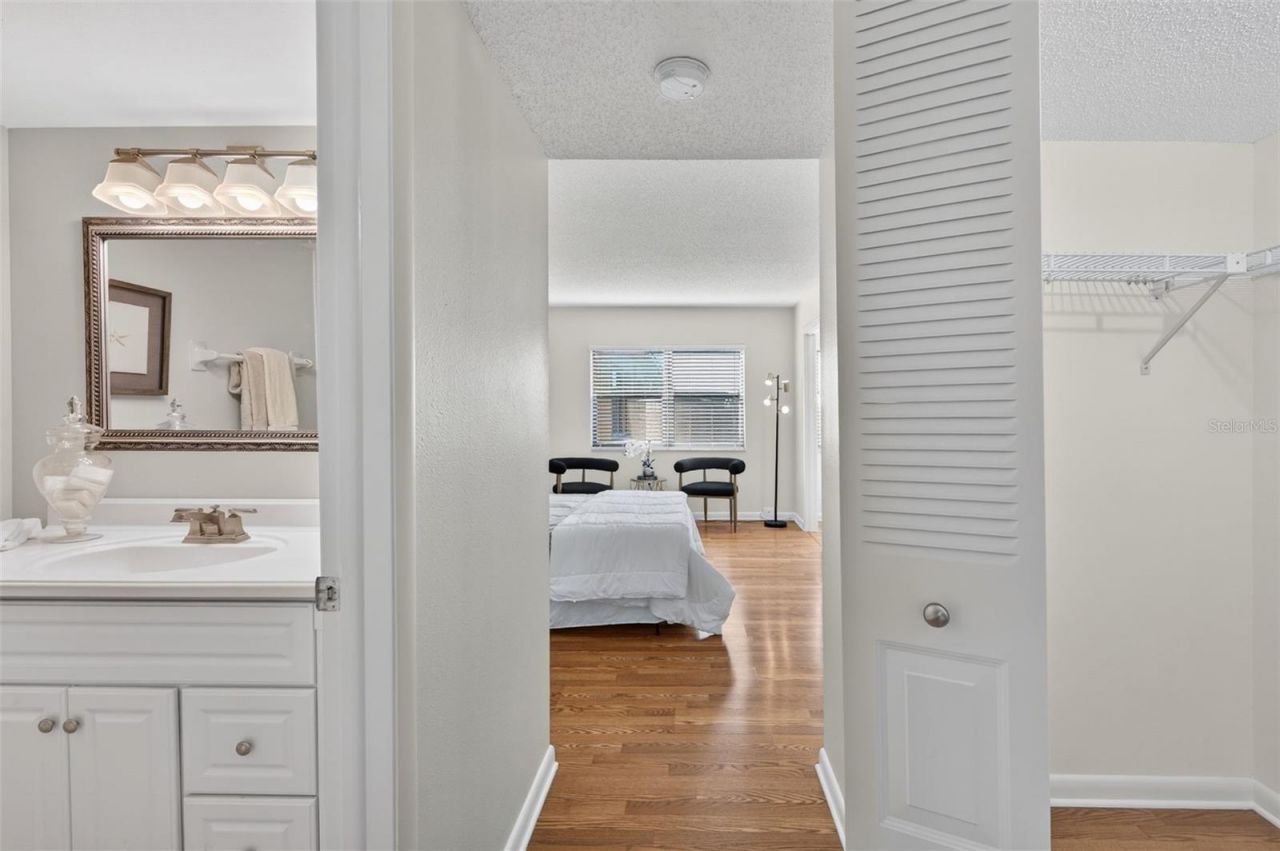 5080 Locust Street Ne, Unit 328, Saint Petersburg, FL 33703 Photo