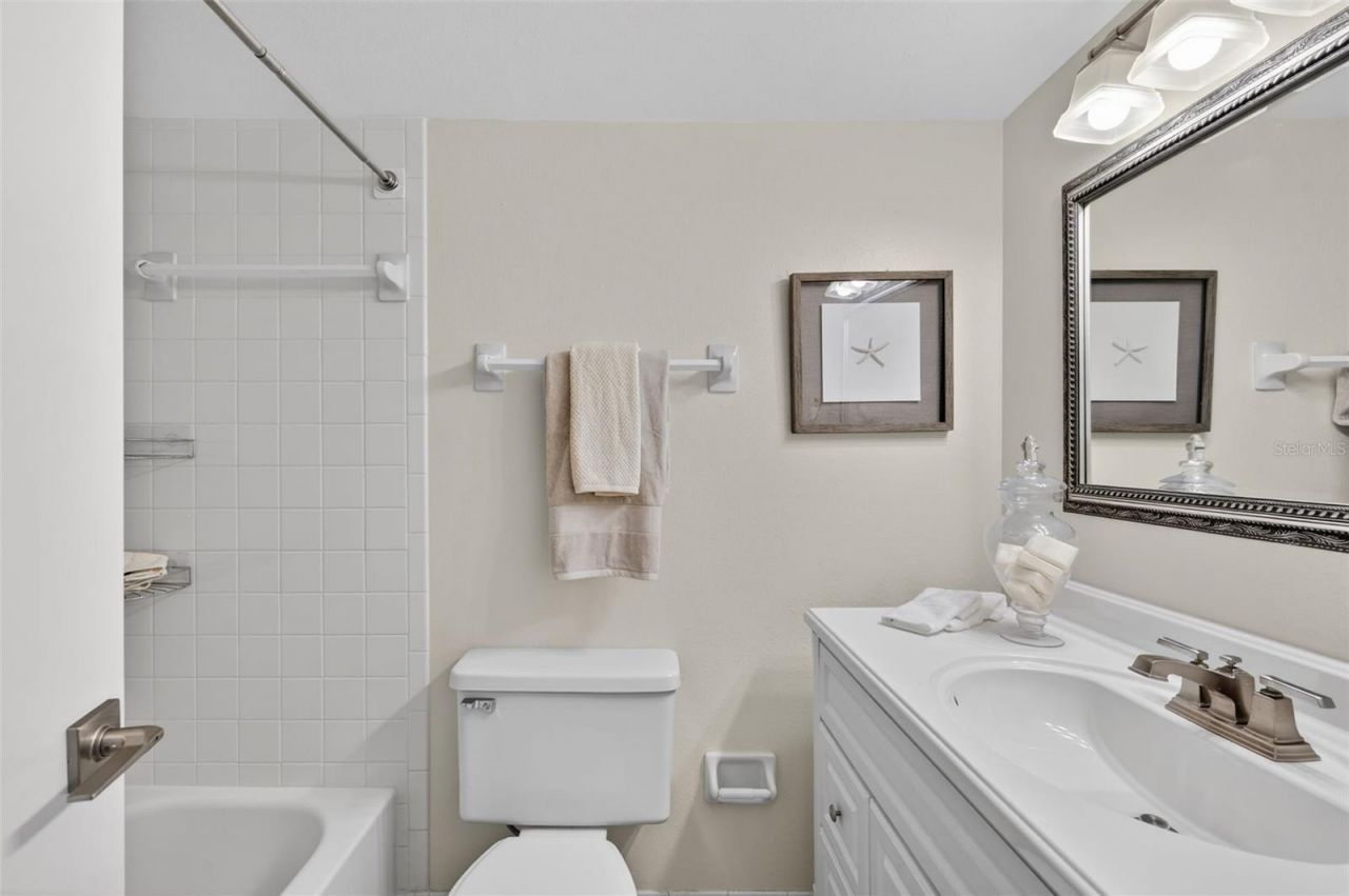 5080 Locust Street Ne, Unit 328, Saint Petersburg, FL 33703 Photo